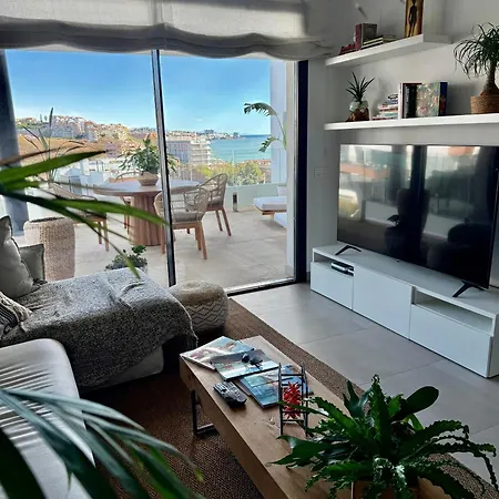 Luxurious With Ocean Views Διαμέρισμα *