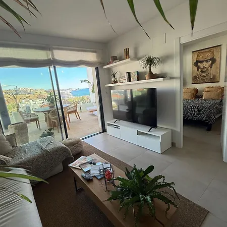 Luxurious With Ocean Views Διαμέρισμα