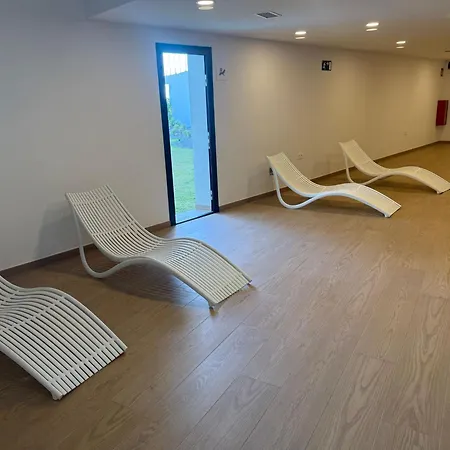 Luxurious With Ocean Views *